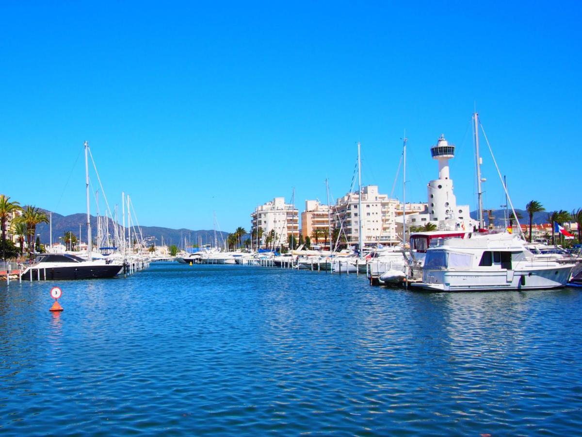 Apartment Del Port-1 By Interhome Empuriabrava Eksteriør billede